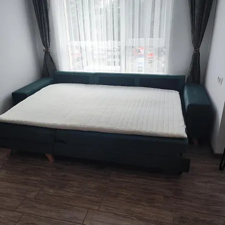 зелено студио Apartament