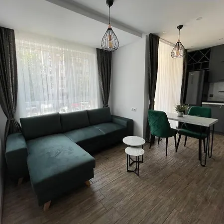 зелено студио Apartment Burgas